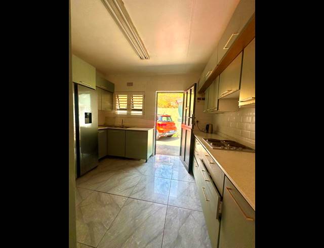 2 BEDROOM PROPERTY TO RENT IN MONTCLAIR